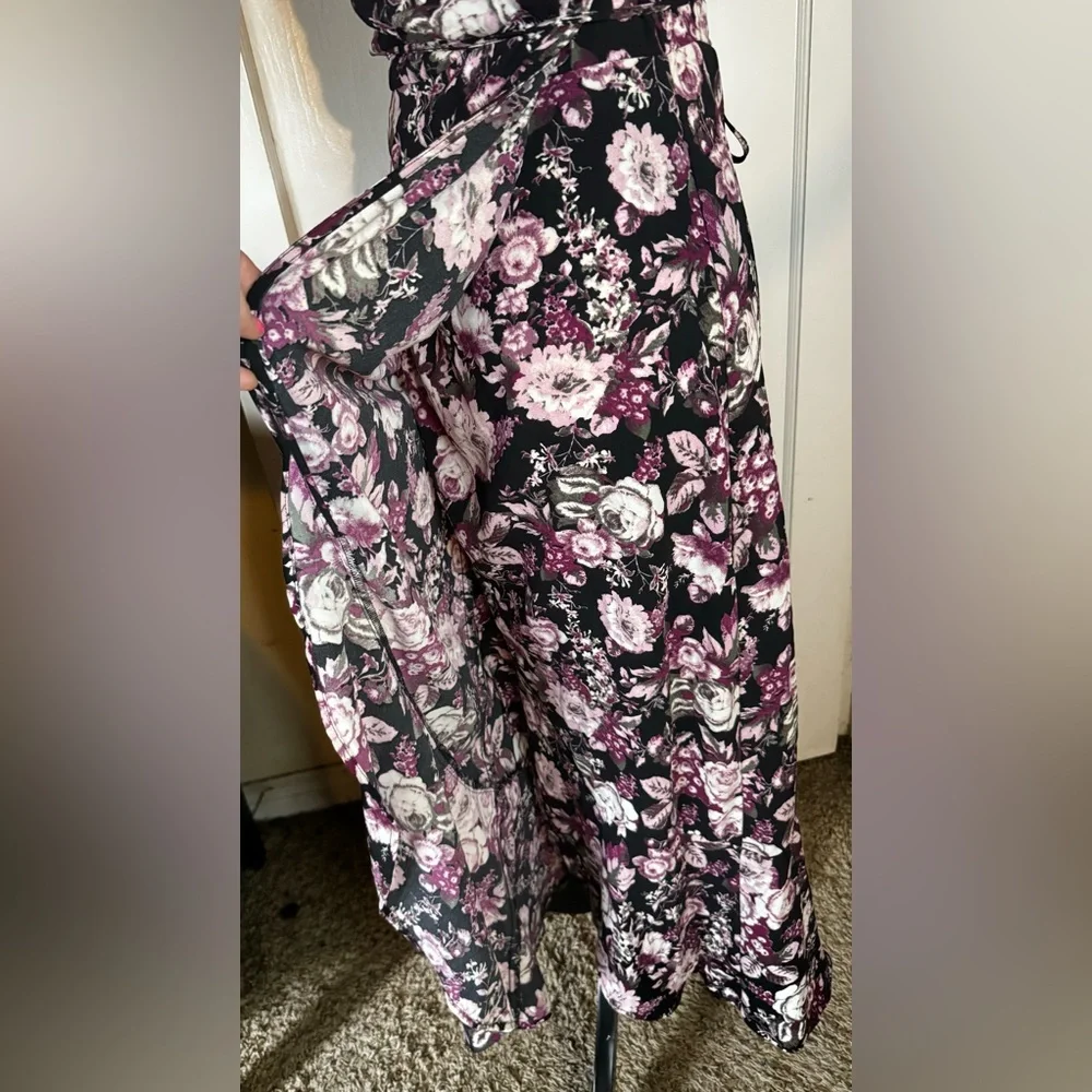 Free Press Floral Wrap Dress Flowy Lorelei Gilmore Girls romantic feminine maxi - Picture 5 of 13